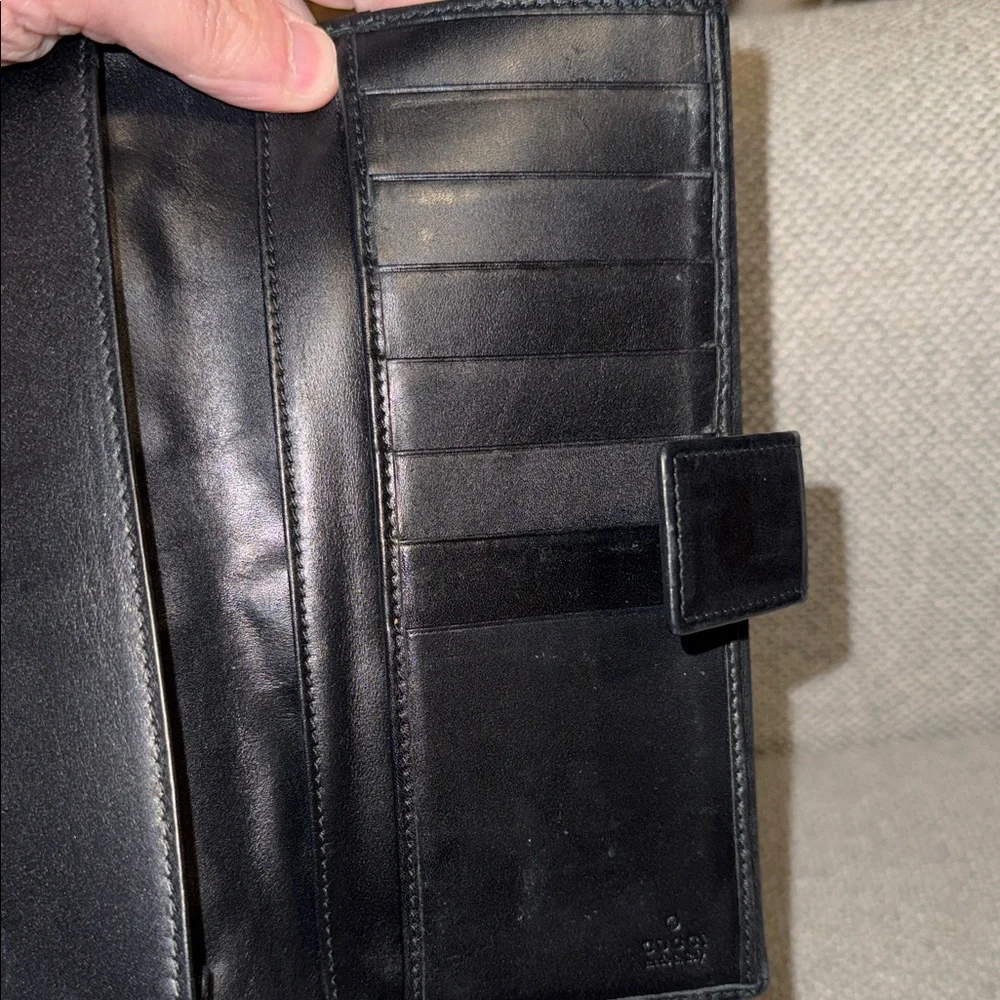 Gucci elegant authentic